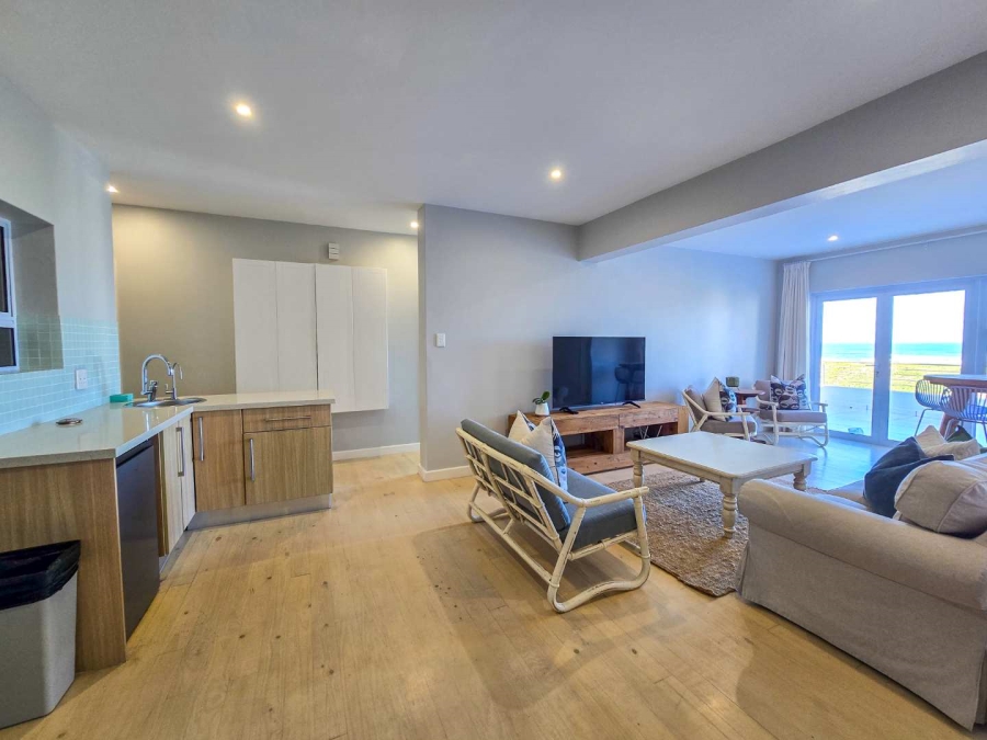 4 Bedroom Property for Sale in Stilbaai Oos Western Cape